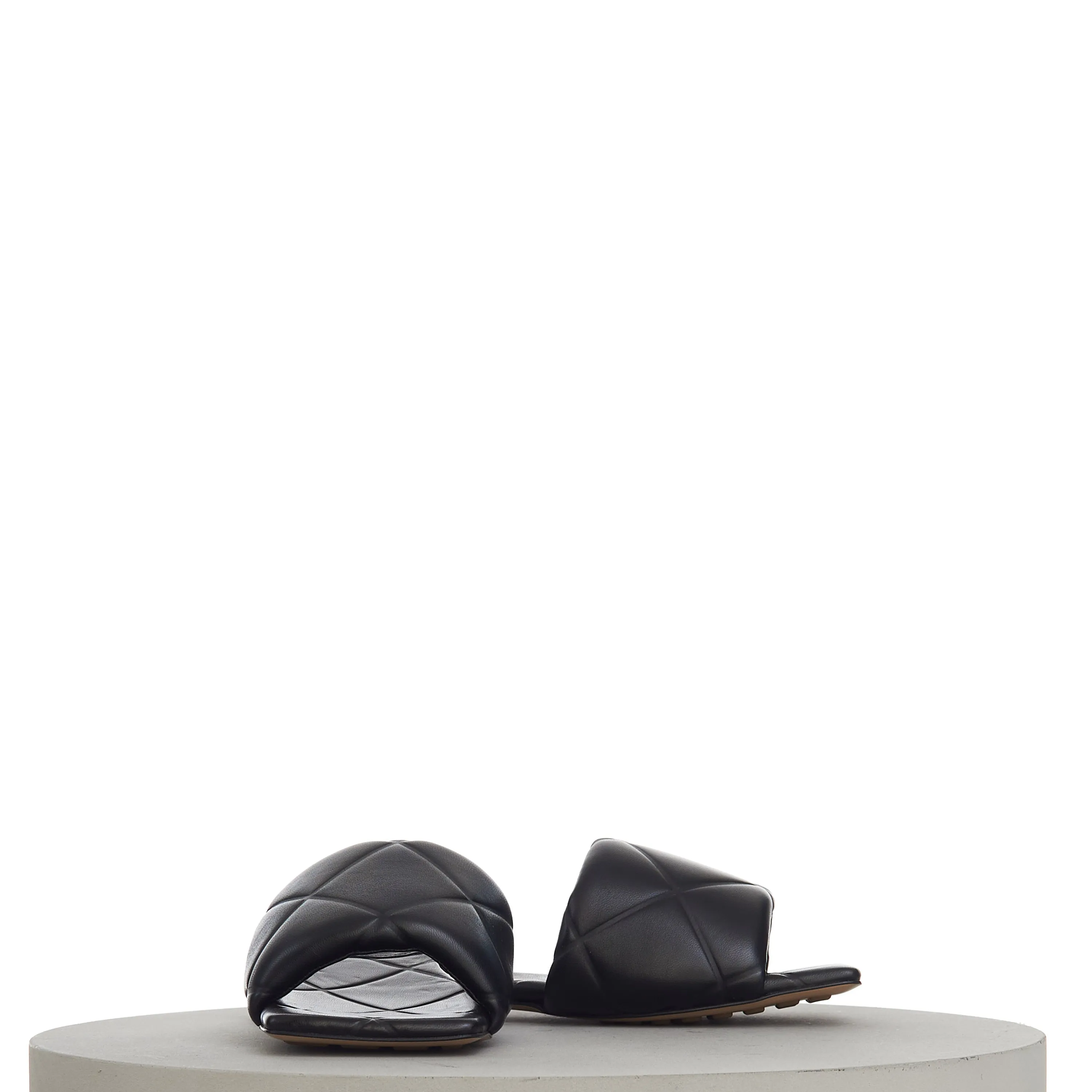 Lido Slide Sandals In Black Quilted Leather